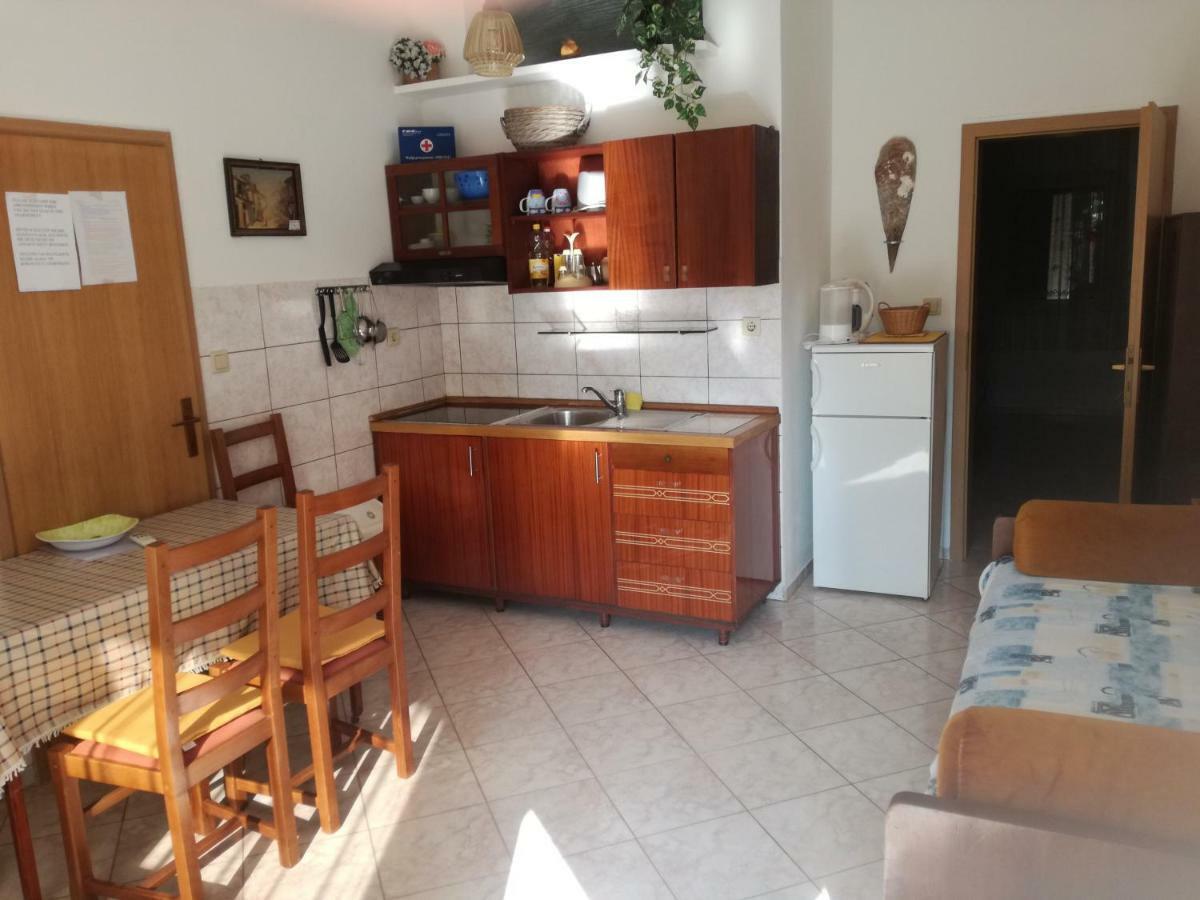 Apartmani Marijana Селце Экстерьер фото